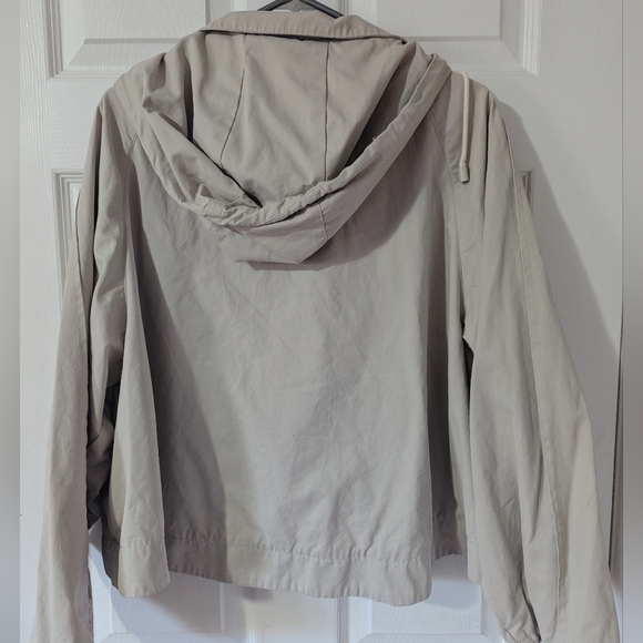 ZARA Short Jacket - Picture 3 of 6